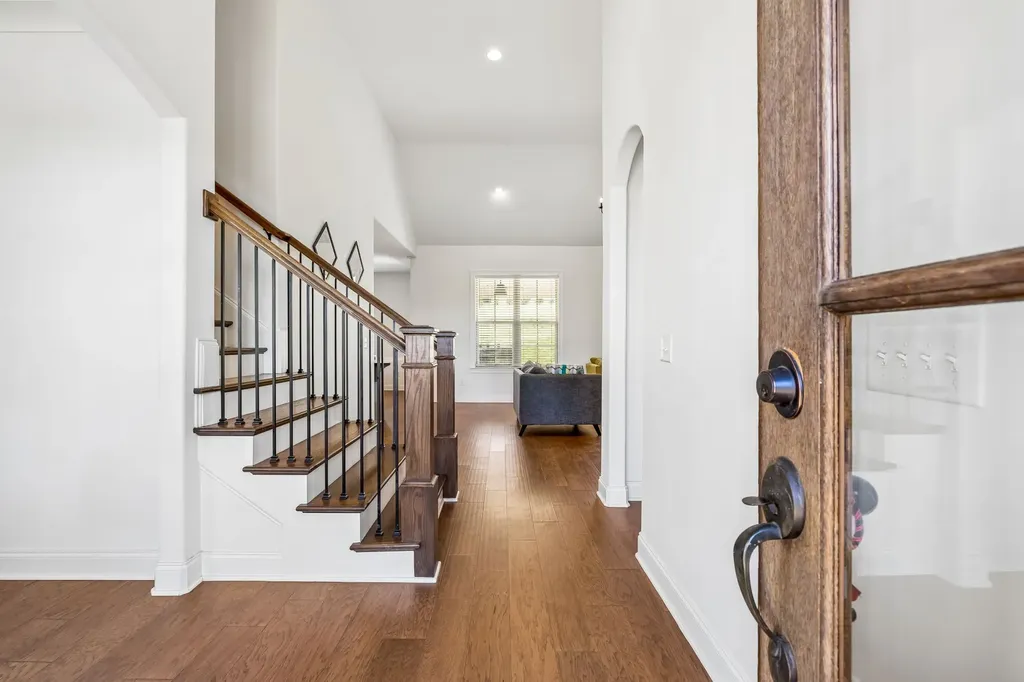 1094 Dorset Drive Hendersonville TN 37075