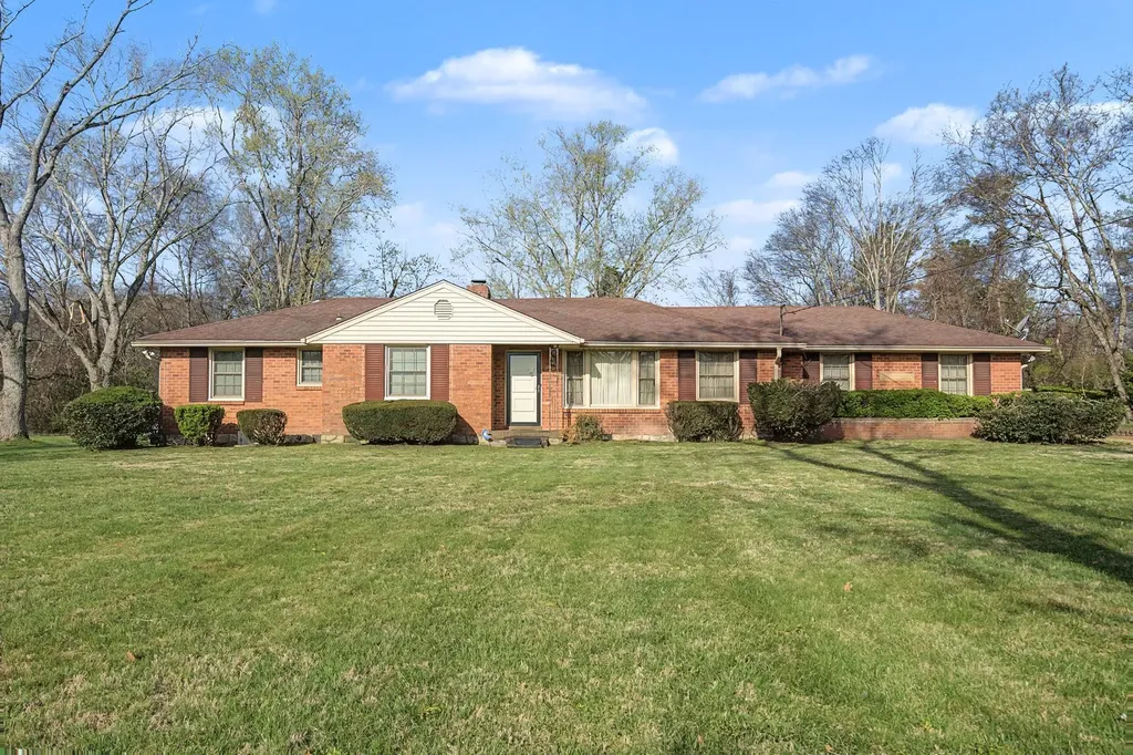 4659 Clarksville Pike Nashville TN 37218