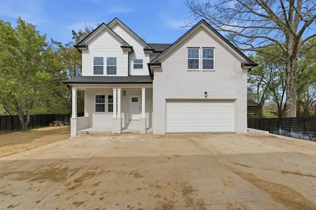 2722B Mossdale Drive Nashville TN 37217