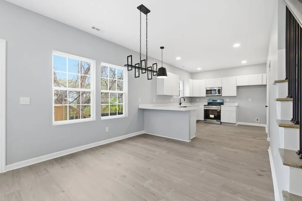 2722B Mossdale Drive Nashville TN 37217
