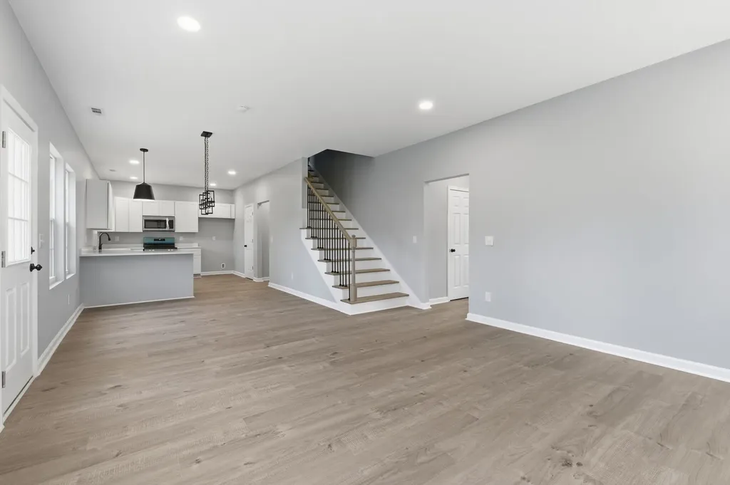 2722B Mossdale Drive Nashville TN 37217
