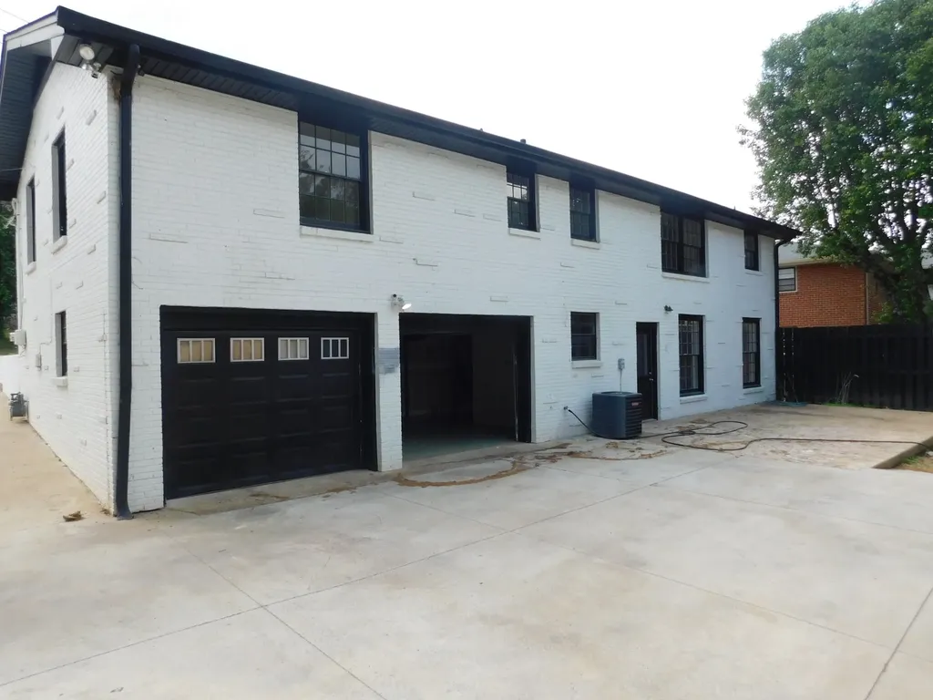 2722 Mossdale Drive Nashville TN 37217
