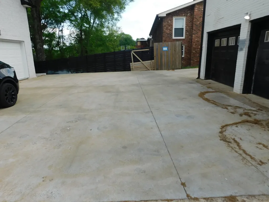 2722 Mossdale Drive Nashville TN 37217