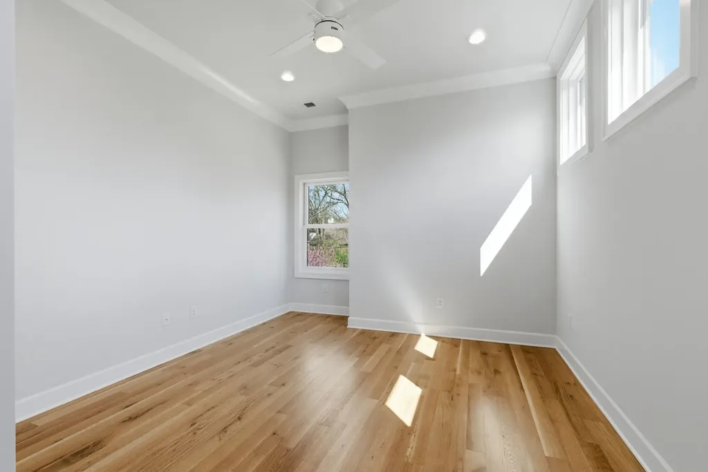 2704 Westwood Avenue Nashville TN 37212