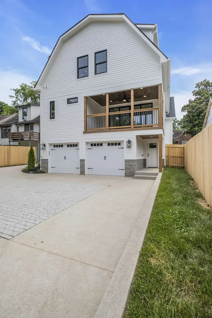 2704 Westwood Avenue Nashville TN 37212