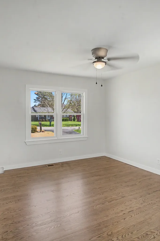 521 Greenwood Drive Lafayette TN 37083