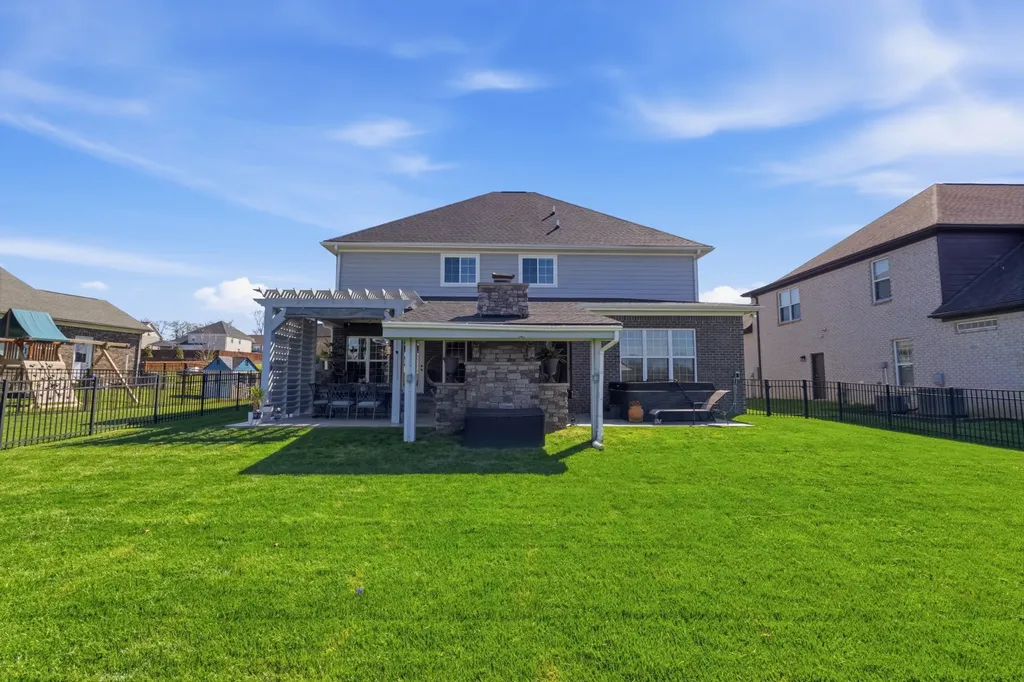 1080 Brixworth Drive Spring Hill TN 37174