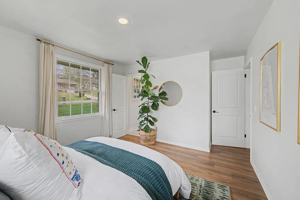 317 Bonnavue Drive Hermitage TN 37076