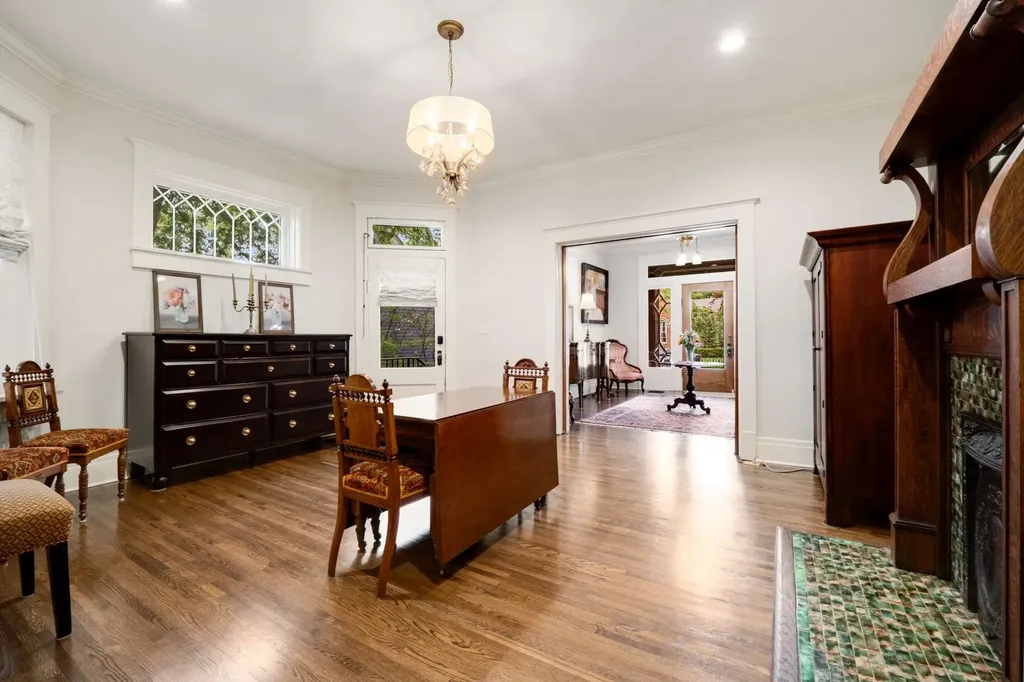 1308 6th Ave, N Nashville TN 37208