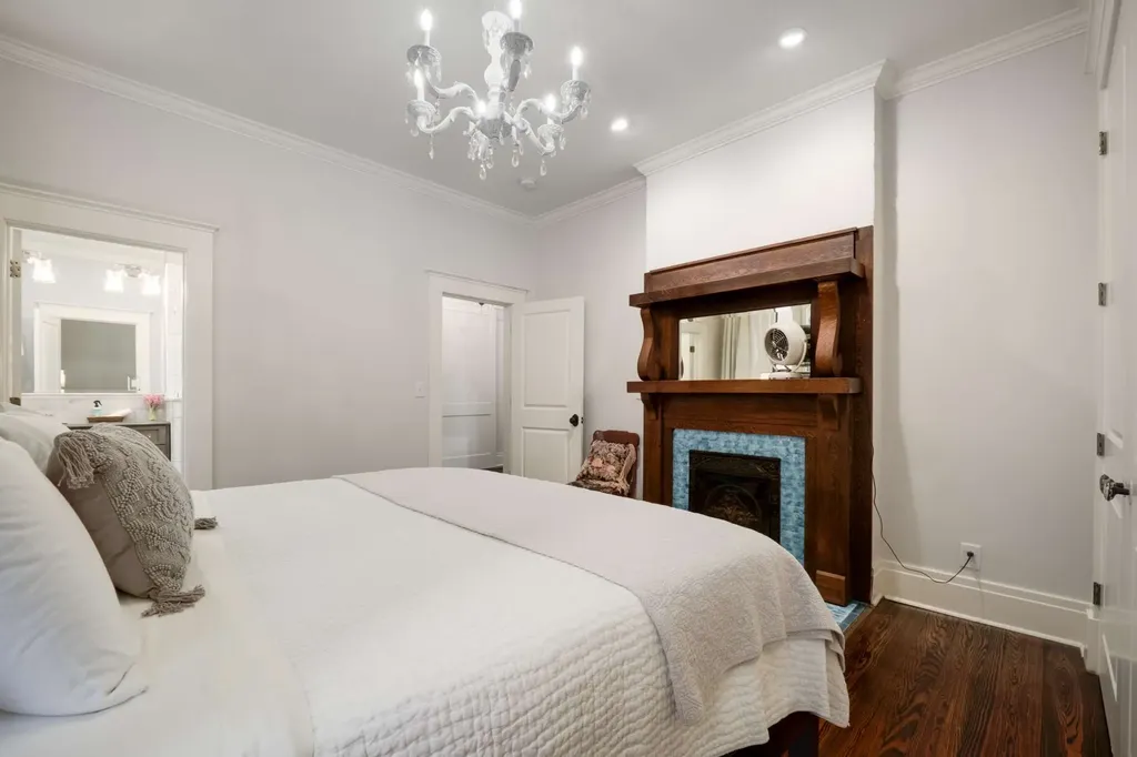1308 6th Ave, N Nashville TN 37208
