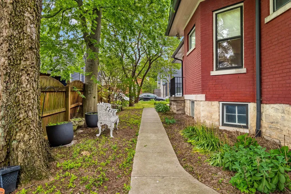 1308 6th Ave, N Nashville TN 37208