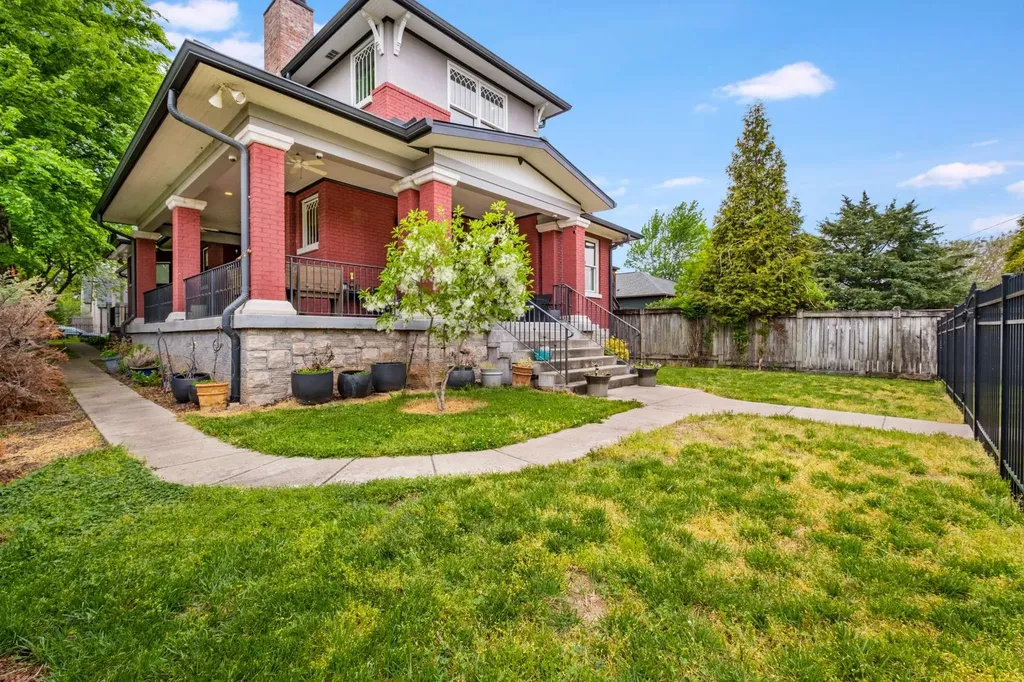 1308 6th Ave, N Nashville TN 37208