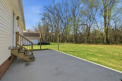 217 Spring Breeze Drive Smithville TN 37166