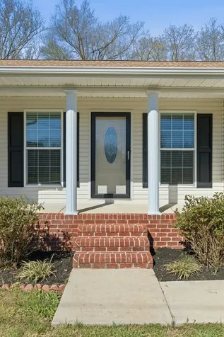 217 Spring Breeze Drive Smithville TN 37166