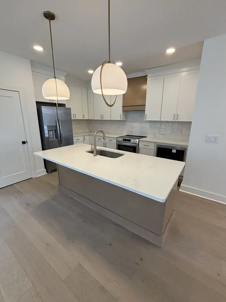 4A Belle Forrest Avenue Nashville TN 37206