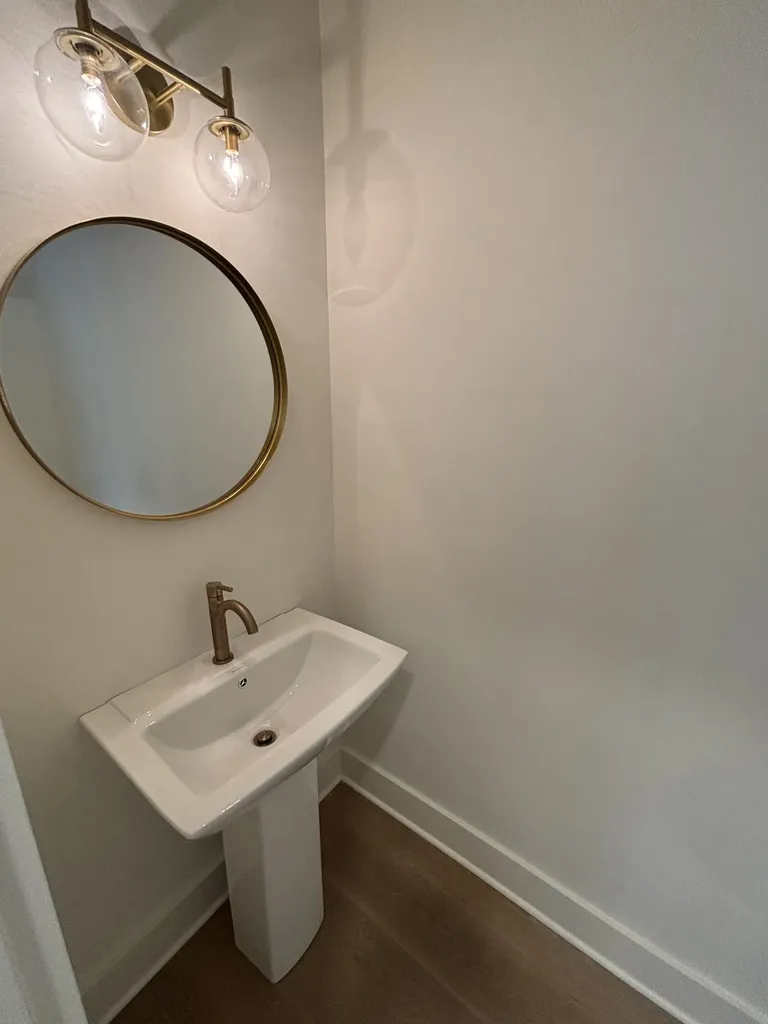 4A Belle Forrest Avenue Nashville TN 37206