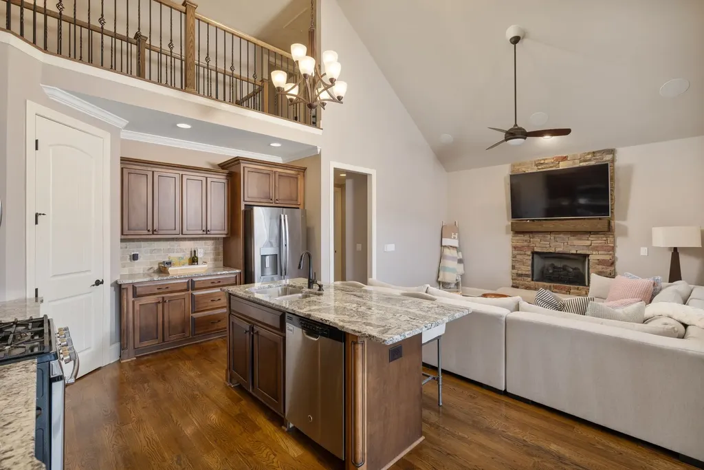 611 Southshore Point Mount Juliet TN 37122
