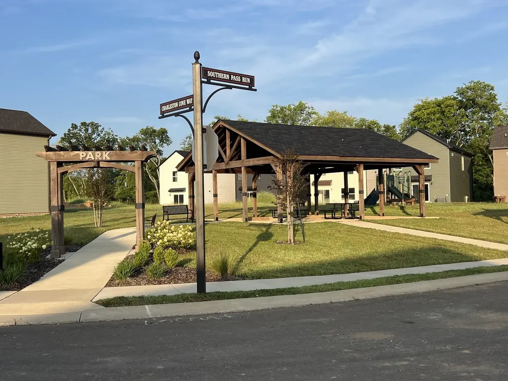 65 Charleston Cove Clarksville TN 37043