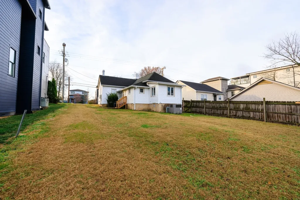 1111 Glenview Drive Nashville TN 37206