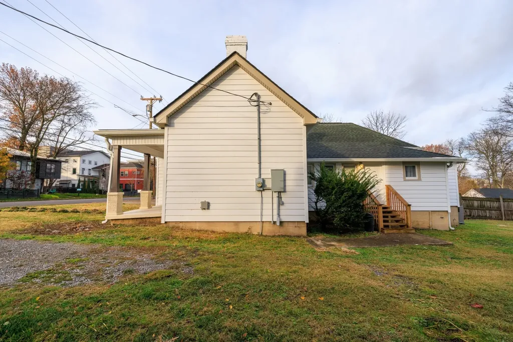 1111 Glenview Drive Nashville TN 37206
