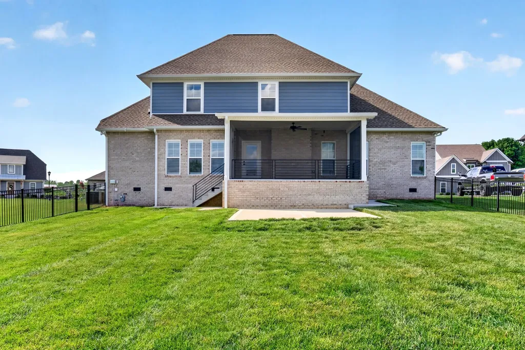 413 Sheas Way Clarksville TN 37043