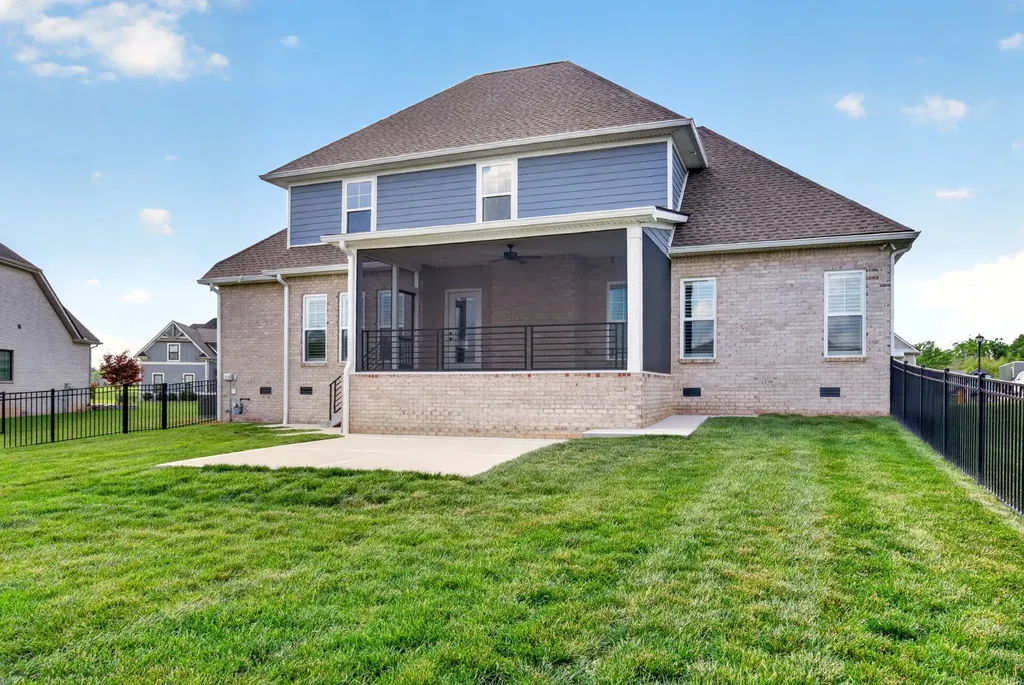 413 Sheas Way Clarksville TN 37043