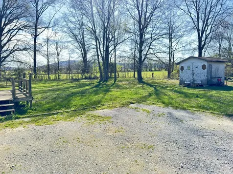10028 Old Alto Highway Decherd TN 37324