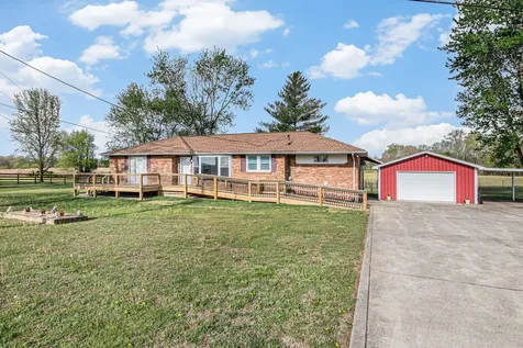 2650 Cook Road Woodlawn TN 37191