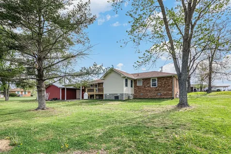 2650 Cook Road Woodlawn TN 37191