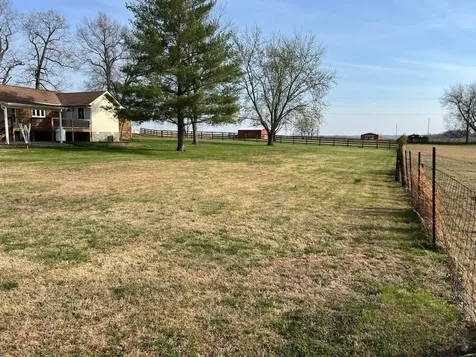 2650 Cook Road Woodlawn TN 37191