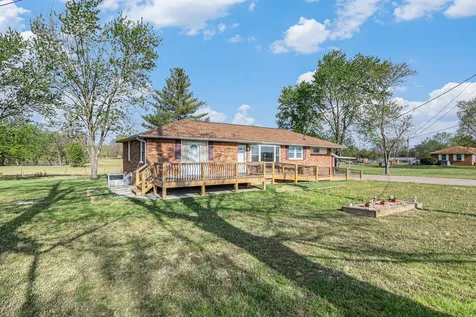 2650 Cook Road Woodlawn TN 37191