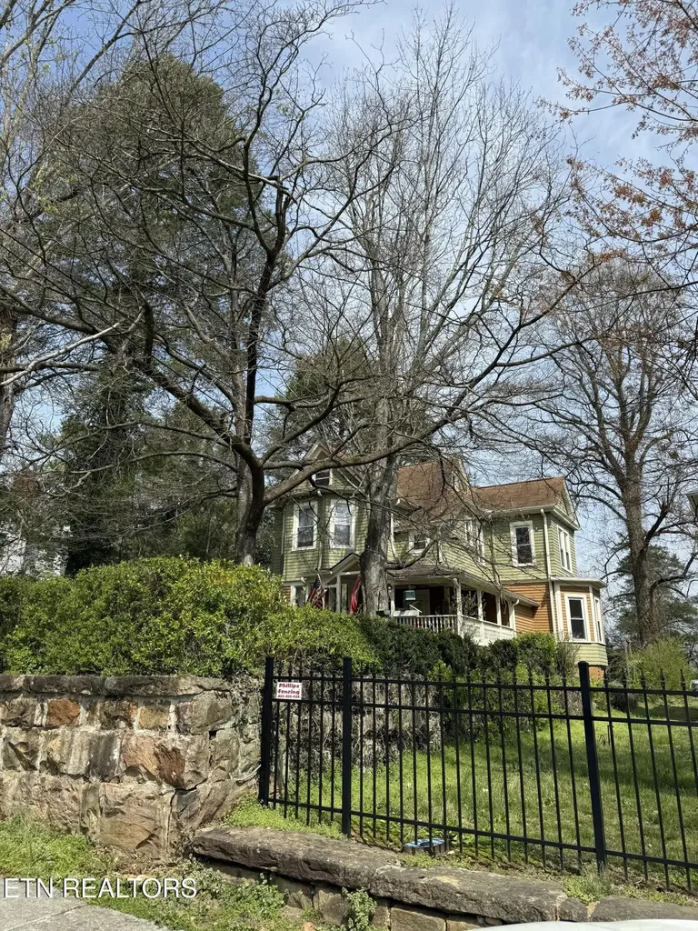 416 W Rockwood Street Rockwood TN 37854