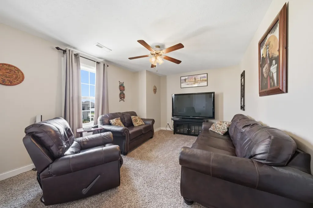 1265 Upland Terrace Clarksville TN 37043