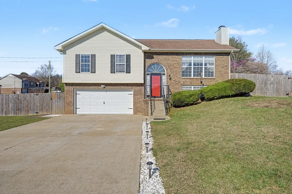 3129 Whitetail Drive Clarksville TN 37043