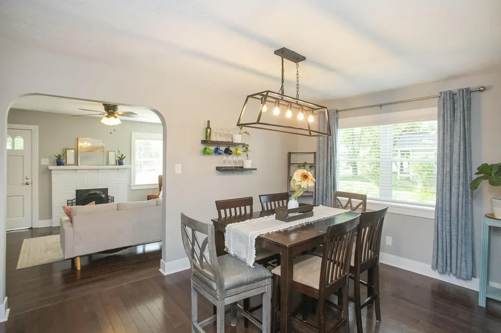 806 Fleming Street Columbia TN 38401