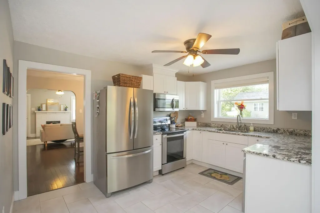 806 Fleming Street Columbia TN 38401