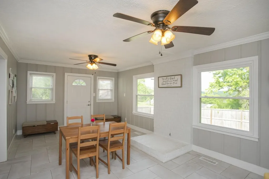 806 Fleming Street Columbia TN 38401