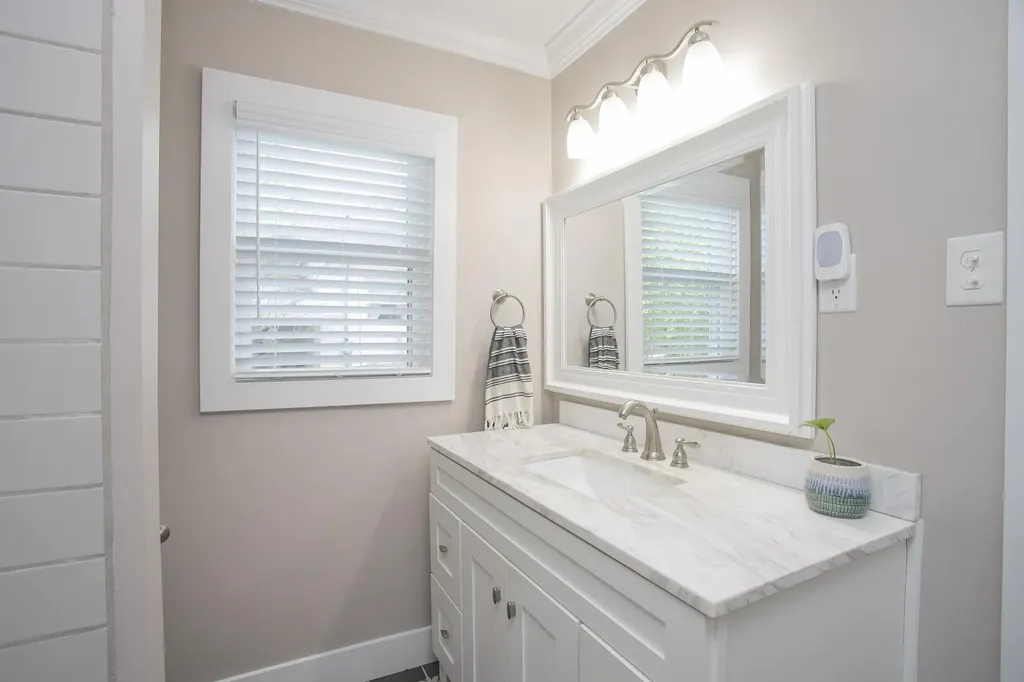 806 Fleming Street Columbia TN 38401