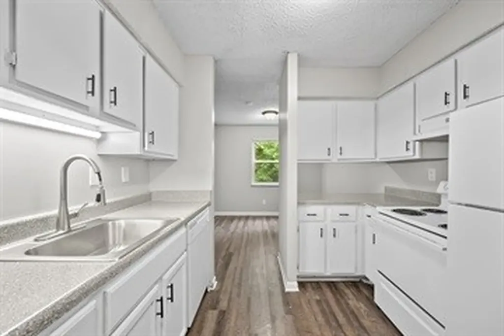 136 Jack Miller Boulevard Clarksville TN 37042