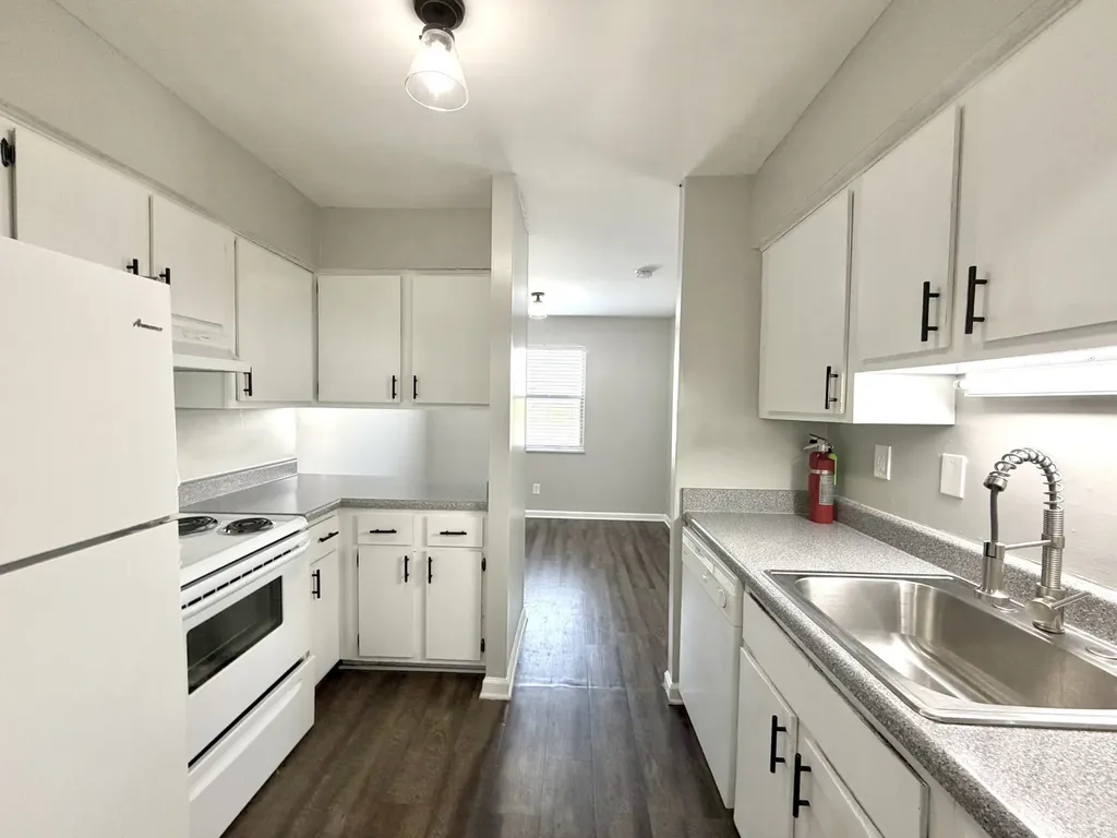 136 Jack Miller Boulevard Clarksville TN 37042