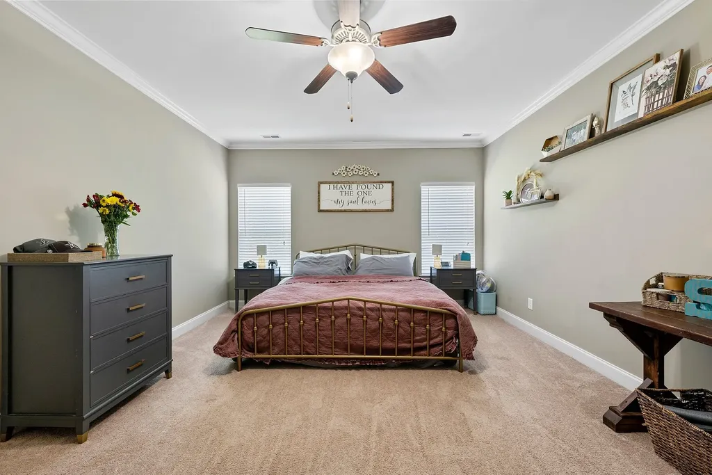 216 Jocelyn Drive Cottontown TN 37048