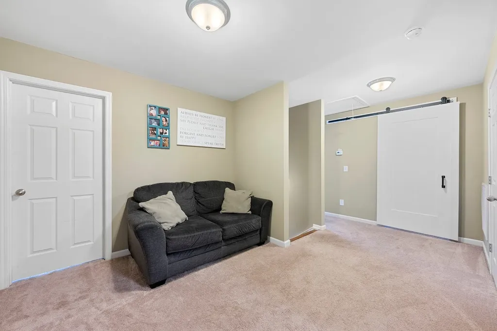 216 Jocelyn Drive Cottontown TN 37048