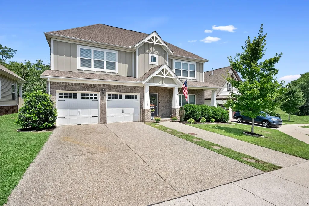 216 Jocelyn Drive Cottontown TN 37048