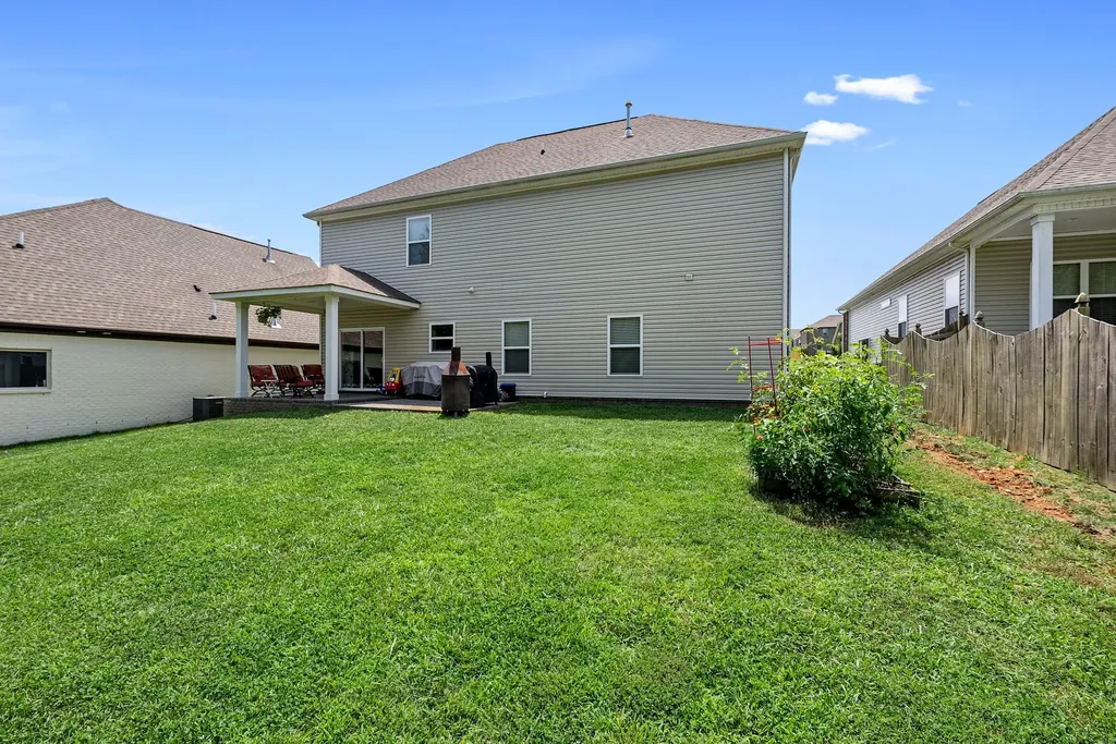 216 Jocelyn Drive Cottontown TN 37048