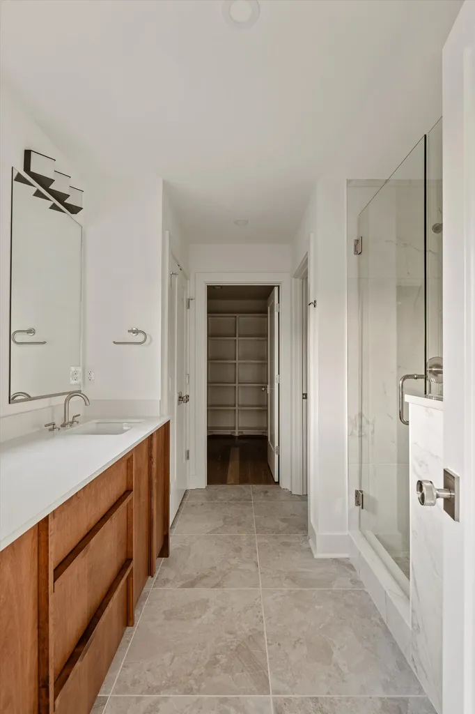 547B Moore Avenue Nashville TN 37203