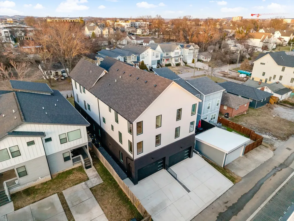 547B Moore Avenue Nashville TN 37203