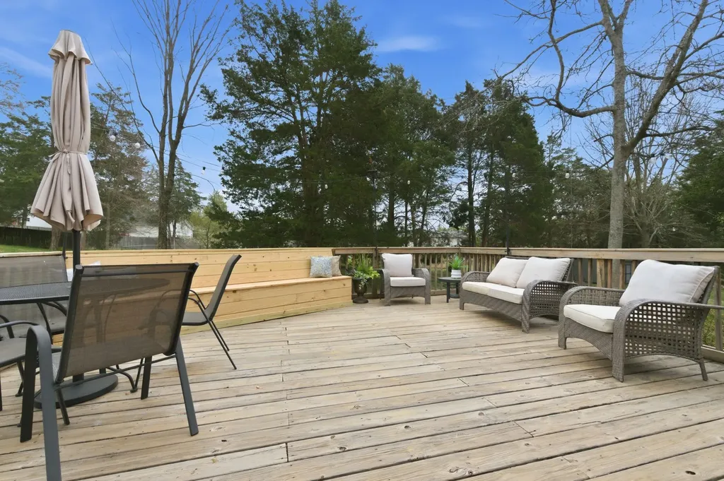 1028 Willow Trail Goodlettsville TN 37072