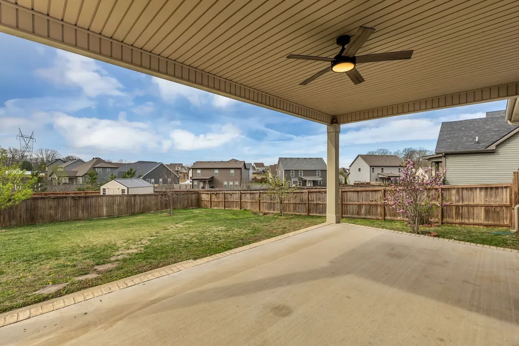 222 Ledina Court Clarksville TN 37043