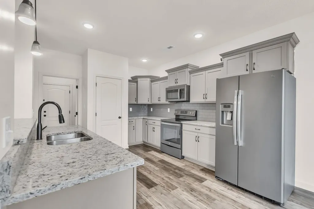 222 Ledina Court Clarksville TN 37043