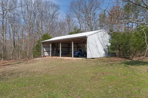 1300 New Sheboss Road Duck River TN 38454